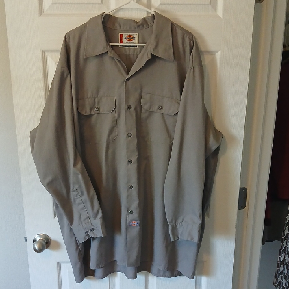 Dickies XXXL Industrial Work Heavy Khaki Gray Long Sleeve Button-Up Shirt.